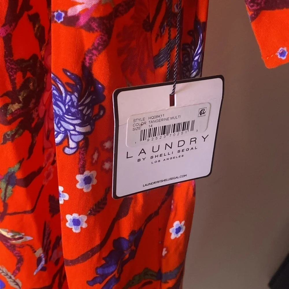 Laundry by Shelli Segal size 14 mid length dress with smocking around neckline